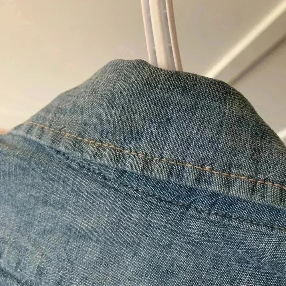 LEVIs VINTAGE ORANGE TAB Denim Shirt - Picture 7 of 8